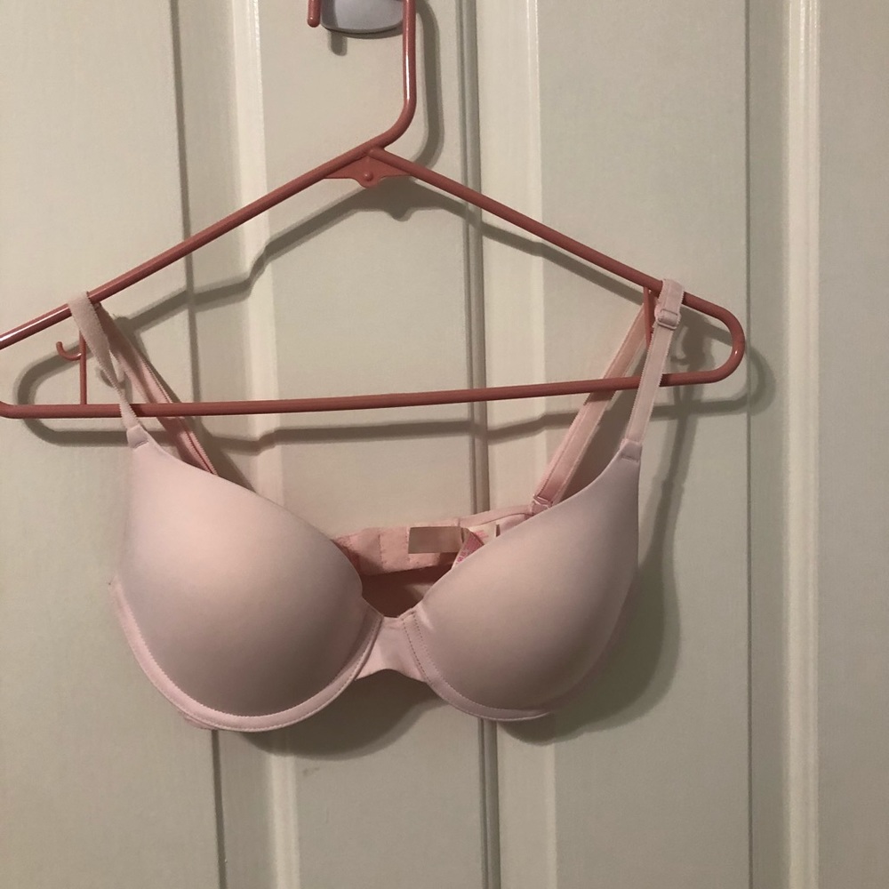 PINK 32D bra